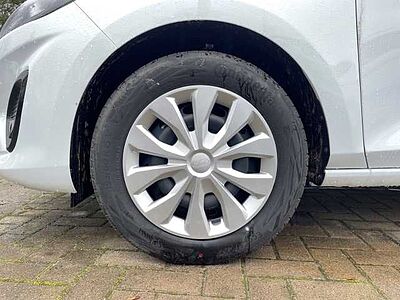 Ford Fiesta Cool & Connect 1.1 SZH Bluetooth PDC