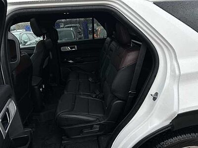 Ford Explorer Platinum Plug-in-Hybrid 4x4 7-Sitzer Allrad Kamera