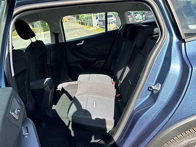 Ford Focus Turnier Active 1.0 Kamera Navi PDCv+h Klima Wlan