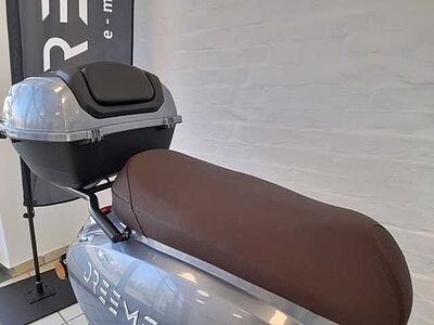 DREEMS Moon Dreems Elektroroller MoonX 90 km/h