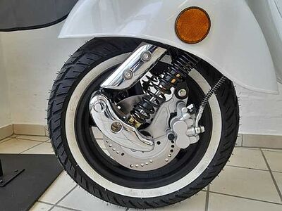 DREEMS Amalfi ELEKTROROLLER 45 km/h RETRO 45 km